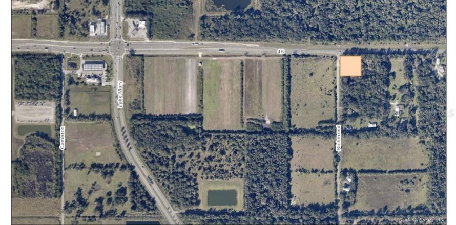 Terrain à Sanford, Floride № 2299176
