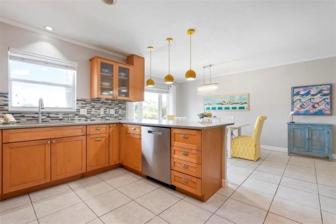 Villa ou maison à vendre à Holmes Beach, Floride: 4 chambres, 172.33 m2 № 1725224 - photo 18
