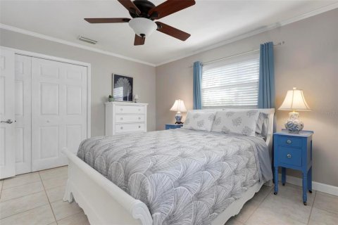 Villa ou maison à vendre à Holmes Beach, Floride: 4 chambres, 172.33 m2 № 1725224 - photo 25