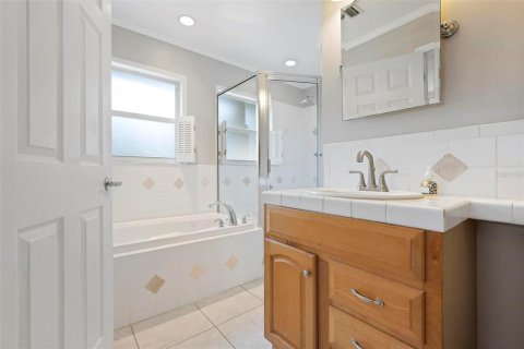 Villa ou maison à vendre à Holmes Beach, Floride: 4 chambres, 172.33 m2 № 1725224 - photo 26