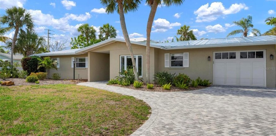 Villa ou maison à Holmes Beach, Floride 4 chambres, 172.33 m2 № 1725224