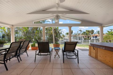 Villa ou maison à vendre à Holmes Beach, Floride: 4 chambres, 172.33 m2 № 1725224 - photo 8