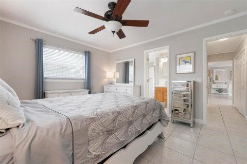 Villa ou maison à vendre à Holmes Beach, Floride: 4 chambres, 172.33 m2 № 1725224 - photo 23