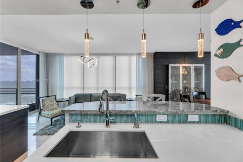 Condominio en venta en Hollywood, Florida, 3 dormitorios, 243.68 m2 № 1896920 - foto 14