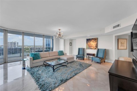 Condominio en venta en Hollywood, Florida, 3 dormitorios, 243.68 m2 № 1896920 - foto 22
