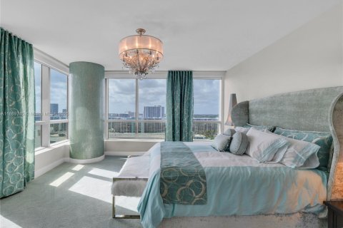 Condominio en venta en Hollywood, Florida, 3 dormitorios, 243.68 m2 № 1896920 - foto 25