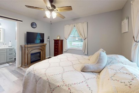 House in DeLand, Florida 3 bedrooms, 153.29 sq.m. № 1869806 - photo 28
