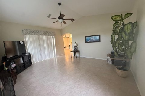 Villa ou maison à vendre à Spring Hill, Floride: 3 chambres, 182.65 m2 № 1869860 - photo 22