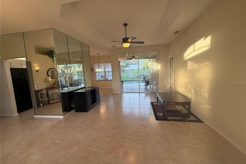 Villa ou maison à vendre à Spring Hill, Floride: 3 chambres, 182.65 m2 № 1869860 - photo 12