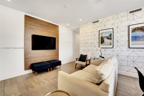 Hotel en venta en Miami Beach, Florida № 1770434 - foto 20
