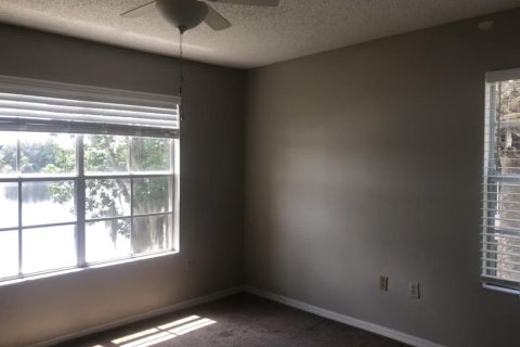 Condo in Oviedo, Florida, 3 bedrooms  № 1900987 - photo 20