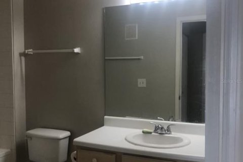 Condo in Oviedo, Florida, 3 bedrooms  № 1900987 - photo 22