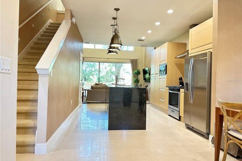 Touwnhouse à vendre à Kissimmee, Floride: 3 chambres, 210.7 m2 № 1754443 - photo 8