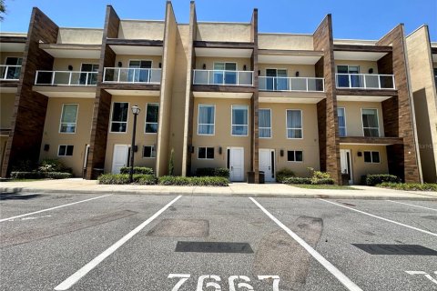 Touwnhouse à vendre à Kissimmee, Floride: 3 chambres, 210.7 m2 № 1754443 - photo 3