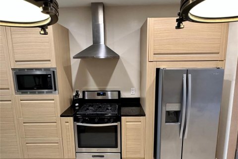 Touwnhouse à vendre à Kissimmee, Floride: 3 chambres, 210.7 m2 № 1754443 - photo 10
