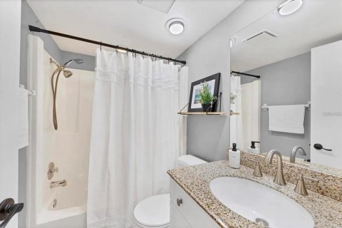 Купить кондоминиум в Сарасота, Флорида 7 комнат, 94.39м2, № 1882863 - фото 7
