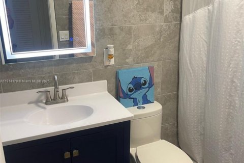 Copropriété à louer à Lighthouse Point, Floride: 2 chambres, 91.42 m2 № 2016871 - photo 16