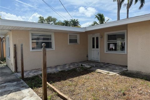 Casa en venta en Madeira Beach, Florida, 3 dormitorios, 127.65 m2 № 1858276 - foto 16