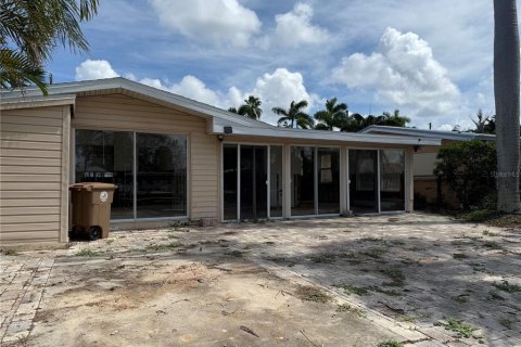 Casa en venta en Madeira Beach, Florida, 3 dormitorios, 127.65 m2 № 1858276 - foto 20