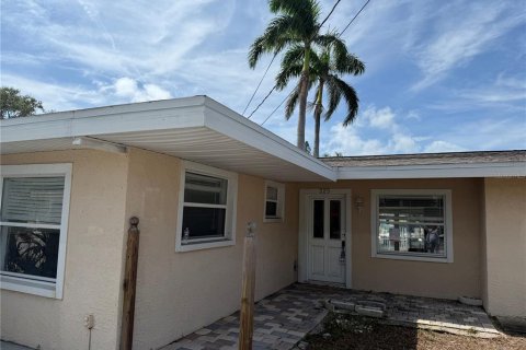 Casa en venta en Madeira Beach, Florida, 3 dormitorios, 127.65 m2 № 1858276 - foto 18
