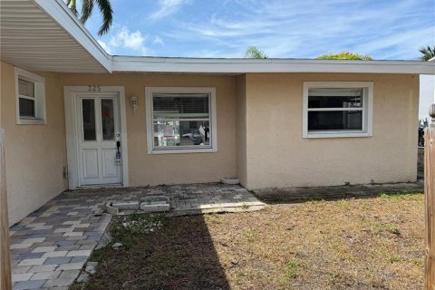 Casa en venta en Madeira Beach, Florida, 3 dormitorios, 127.65 m2 № 1858276 - foto 14