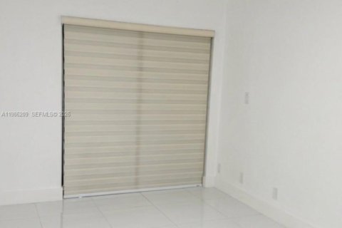 Condominio en alquiler en Weston, Florida, 2 dormitorios, 88.81 m2 № 2048353 - foto 8