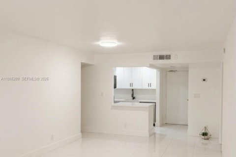 Condominio en alquiler en Weston, Florida, 2 dormitorios, 88.81 m2 № 2048353 - foto 5