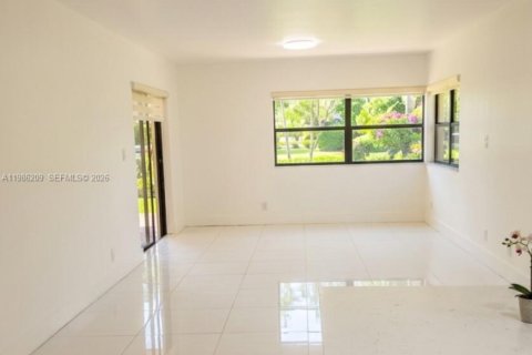 Condominio en alquiler en Weston, Florida, 2 dormitorios, 88.81 m2 № 2048353 - foto 4