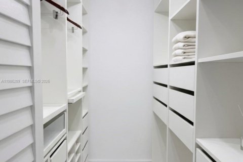 Condominio en alquiler en Weston, Florida, 2 dormitorios, 88.81 m2 № 2048353 - foto 9