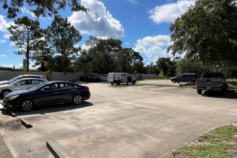 Propiedad comercial en venta en Titusville, Florida, 957.64 m2 № 2298136 - foto 3