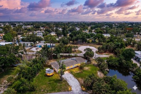 Casa en Nokomis, Florida 3 dormitorios, 150.69 m2 № 2092702