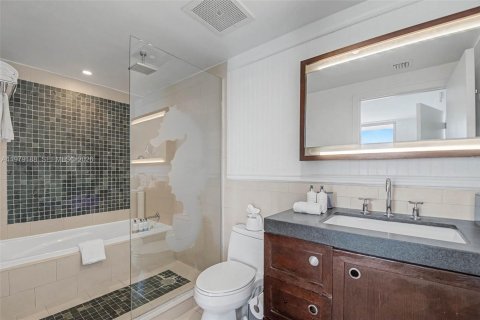 Купить кондоминиум в Санни-Айлс-Бич, Флорида 2 спальни, 84.36м2, № 2043788 - фото 5