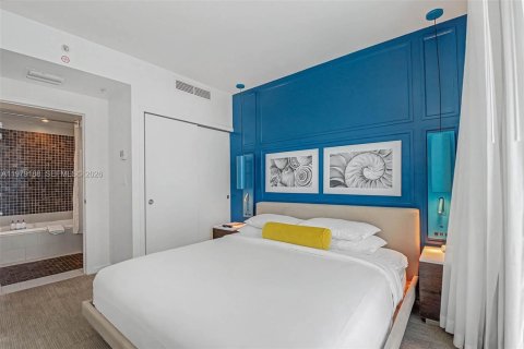 Купить кондоминиум в Санни-Айлс-Бич, Флорида 2 спальни, 84.36м2, № 2043788 - фото 18