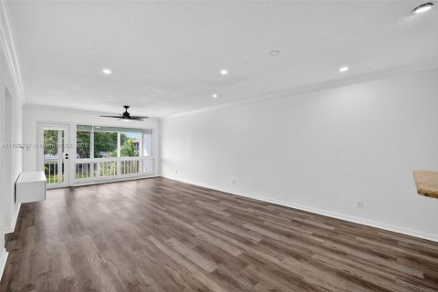 Купить кондоминиум в Форт-Лодердейл, Флорида 2 спальни, 92.9м2, № 1946962 - фото 7