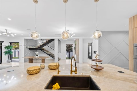 Villa ou maison à vendre à Fort Lauderdale, Floride: 5 chambres № 2046711 - photo 22