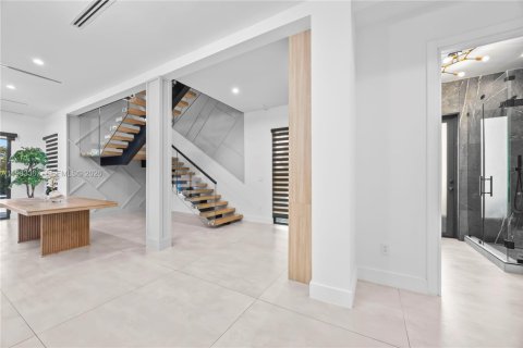 Villa ou maison à vendre à Fort Lauderdale, Floride: 5 chambres № 2046711 - photo 18