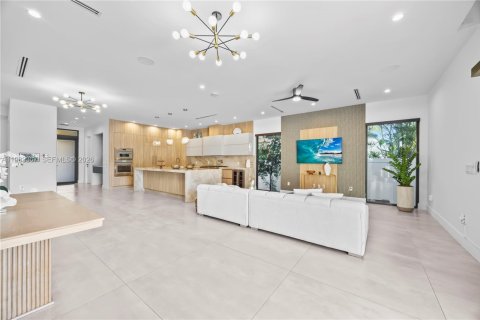 Villa ou maison à vendre à Fort Lauderdale, Floride: 5 chambres № 2046711 - photo 27