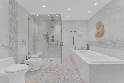 Casa en venta en Miami Lakes, Florida, 3 dormitorios, 236.71 m2 № 1973738 - foto 30