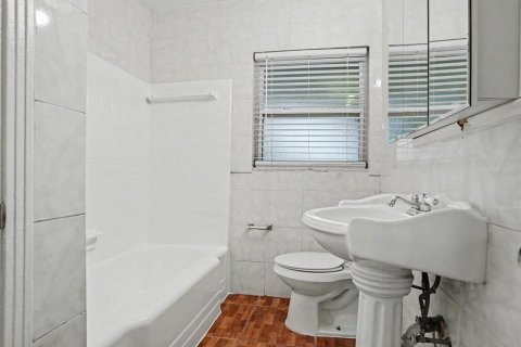 Villa ou maison à vendre à Orlando, Floride: 3 chambres, 145.3 m2 № 2434704 - photo 13