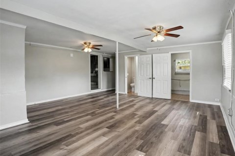 Villa ou maison à vendre à Orlando, Floride: 3 chambres, 145.3 m2 № 2434704 - photo 2