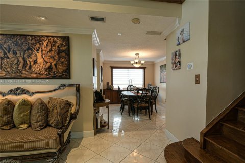 Casa en venta en Miramar, Florida, 3 dormitorios, 172.98 m2 № 1887692 - foto 6