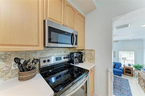 Casa en venta en Holmes Beach, Florida, 3 dormitorios, 204.38 m2 № 2203311 - foto 16