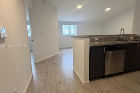 Copropriété à louer à Miami, Floride: 1 chambre, 65.03 m2 № 2001983 - photo 2