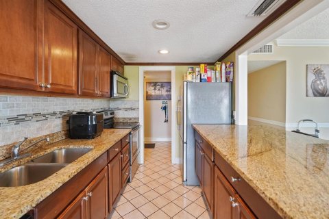 Copropriété à vendre à Lauderhill, Floride: 2 chambres, 104.05 m2 № 2085889 - photo 2