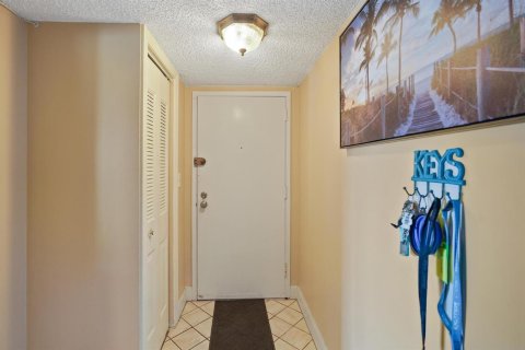 Copropriété à vendre à Lauderhill, Floride: 2 chambres, 104.05 m2 № 2085889 - photo 12