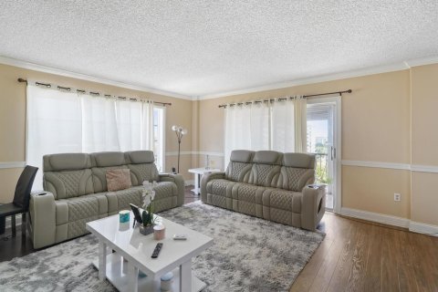 Copropriété à vendre à Lauderhill, Floride: 2 chambres, 104.05 m2 № 2085889 - photo 9