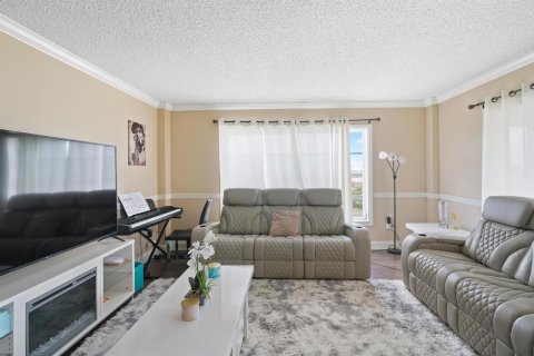 Copropriété à vendre à Lauderhill, Floride: 2 chambres, 104.05 m2 № 2085889 - photo 11