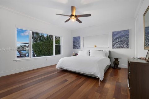 Villa ou maison à vendre à Miami Beach, Floride: 3 chambres, 218.69 m2 № 2390389 - photo 23