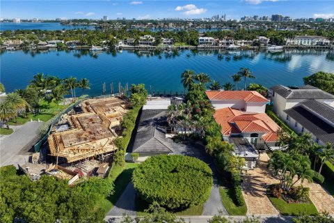 Villa ou maison à vendre à Miami Beach, Floride: 3 chambres, 218.69 m2 № 2390389 - photo 6