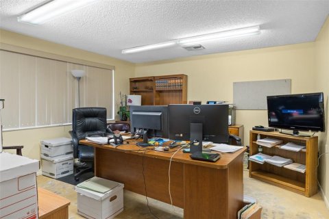 Купить коммерческую недвижимость в Гудзон, Флорида 133.78м2, № 1827202 - фото 7